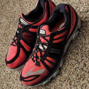 Brooks Pure Flow - Size 10